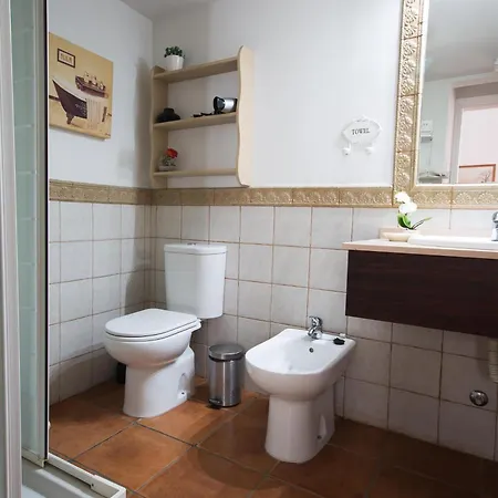 La Malvasia * Arico Viejo