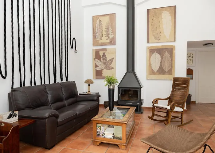 La Malvasia * Arico Viejo